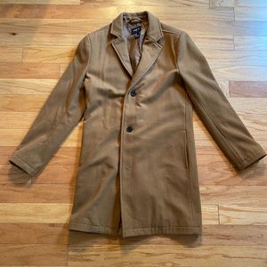 Forever 21 Men’s Camel Overcoat. Size M.